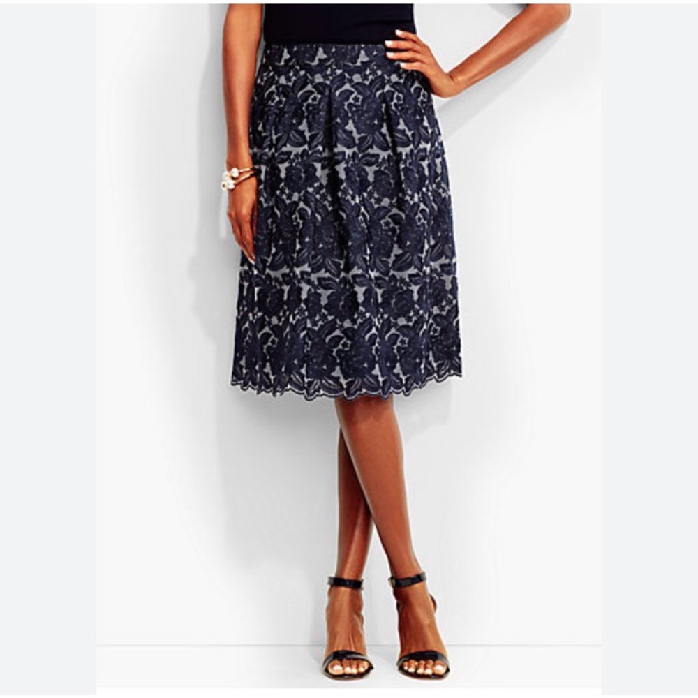 Talbots full a-line fancy midi skirt with scalloped hem EUC 8